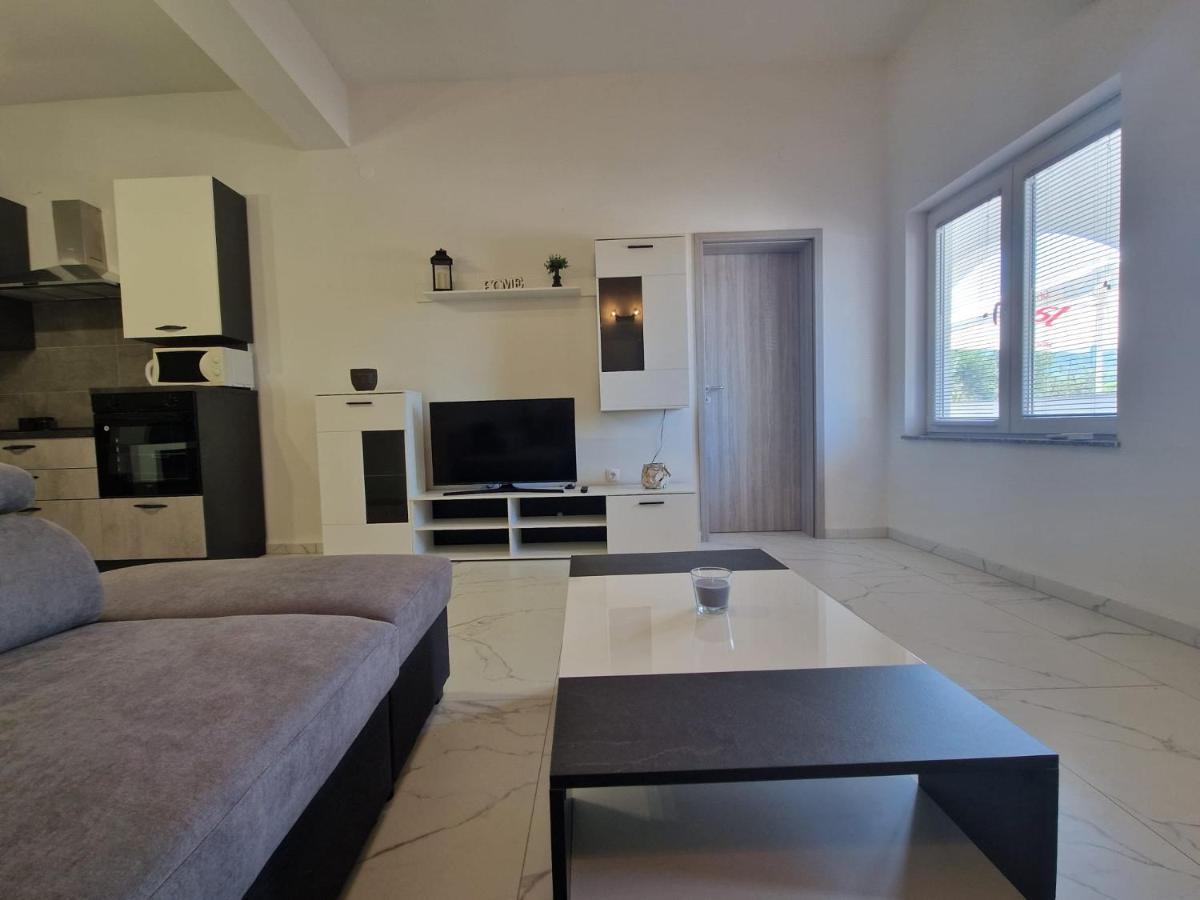Kruševo Apartman Ivan מראה חיצוני תמונה